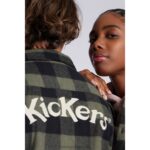 Kickers camisa caqui V24TH1079 unissex - Image 4